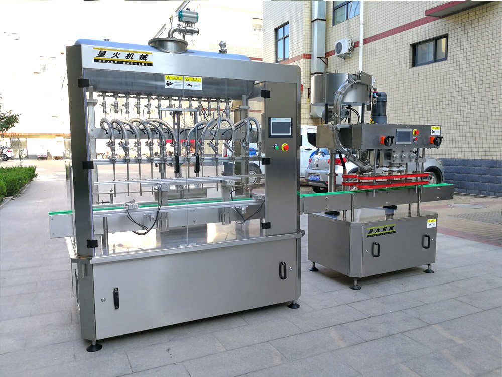 調(diào)味品灌裝機(jī)-瓶裝液體調(diào)味品灌裝機(jī)實拍圖